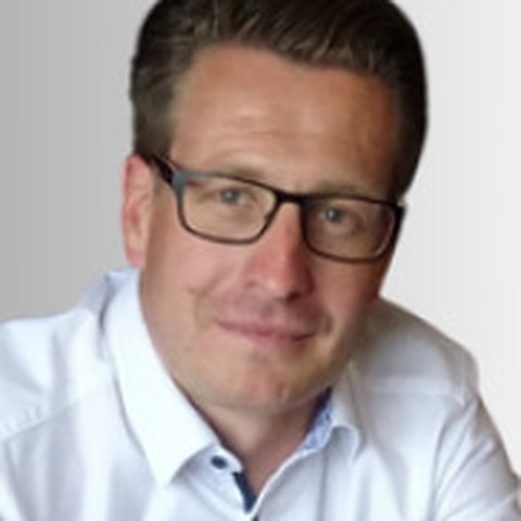 Christian Riebel, Speaker